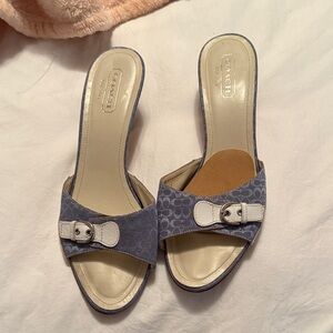 Coach Women's Blue Patterned Mules